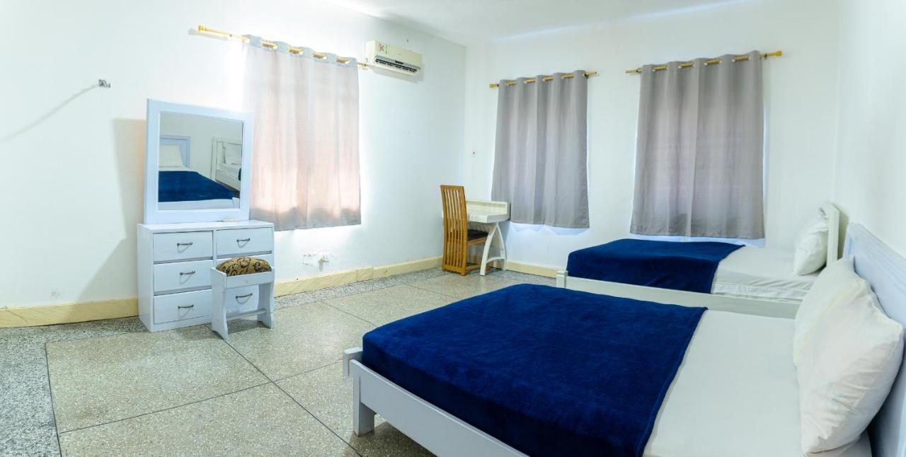 Brannic Lodge Акра Екстериор снимка