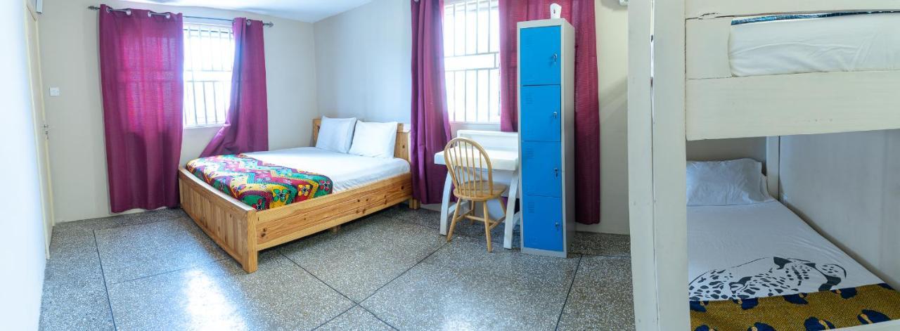Brannic Lodge Акра Екстериор снимка