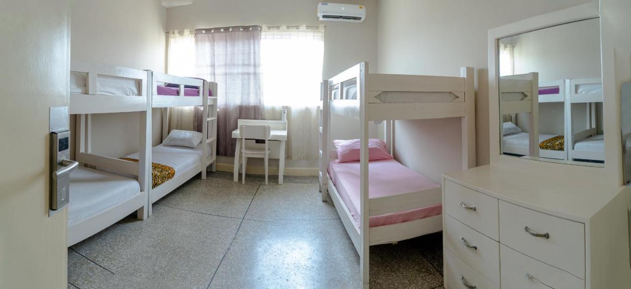 Brannic Lodge Акра Екстериор снимка